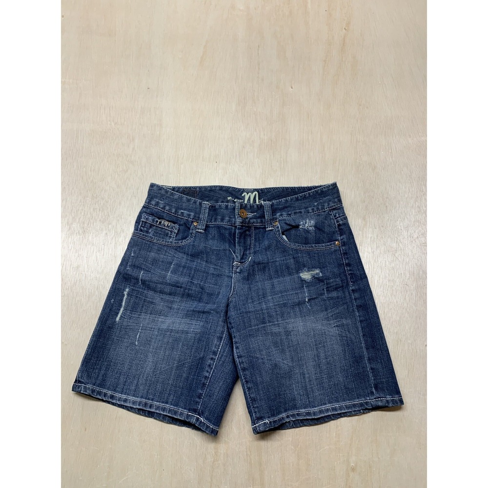 MADISON DENIM CO Stretch Distressed Blue Jean Shorts Size 1/2 Approx 29x7.5